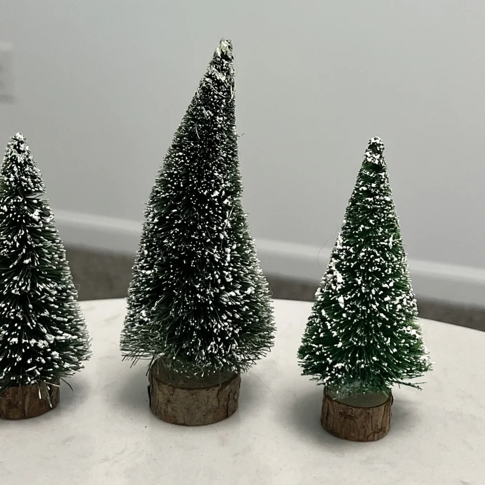 Dept 56 Christmas Village Frosted Flocked Topiary Bottle Brush Trees Lot of 4‎